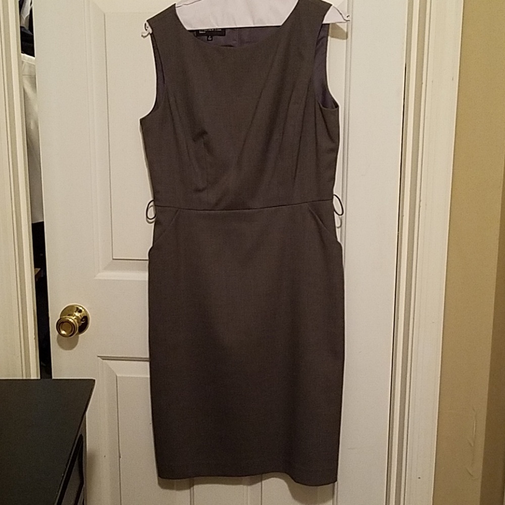 Gray Seeveless Dress